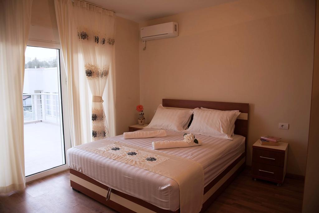 Apartments Gran Sasso Ulcinj Exterior photo