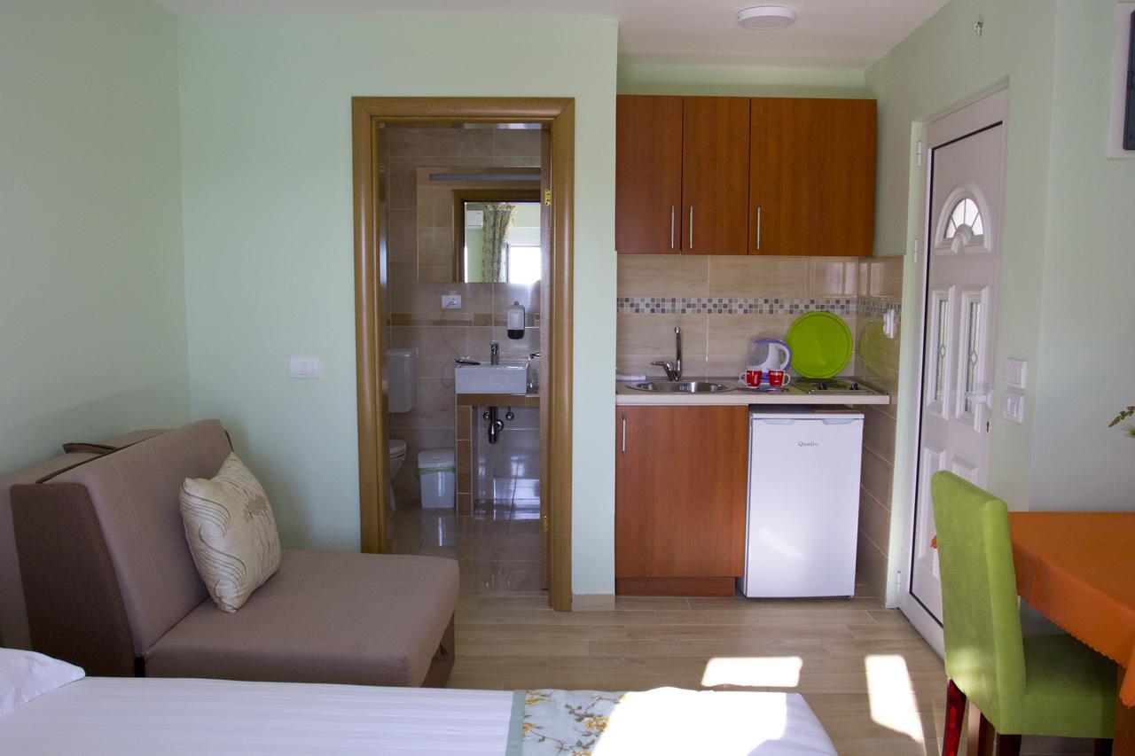 Apartments Gran Sasso Ulcinj Exterior photo