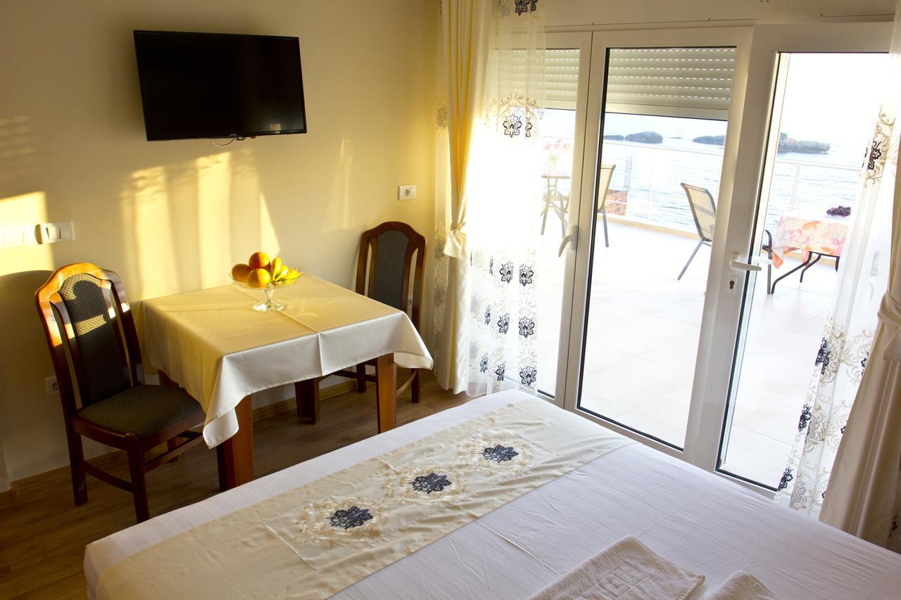 Apartments Gran Sasso Ulcinj Exterior photo