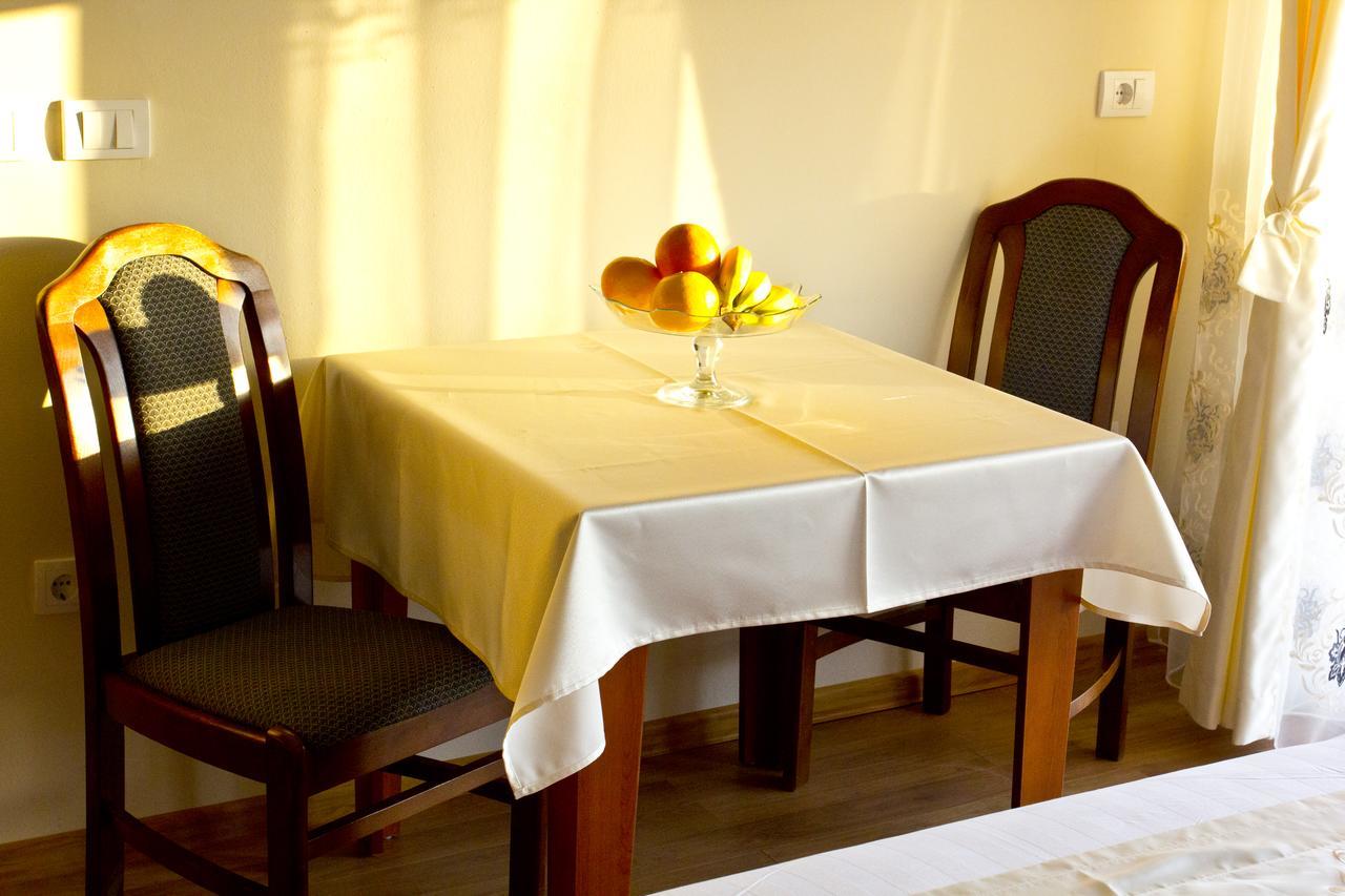 Apartments Gran Sasso Ulcinj Exterior photo