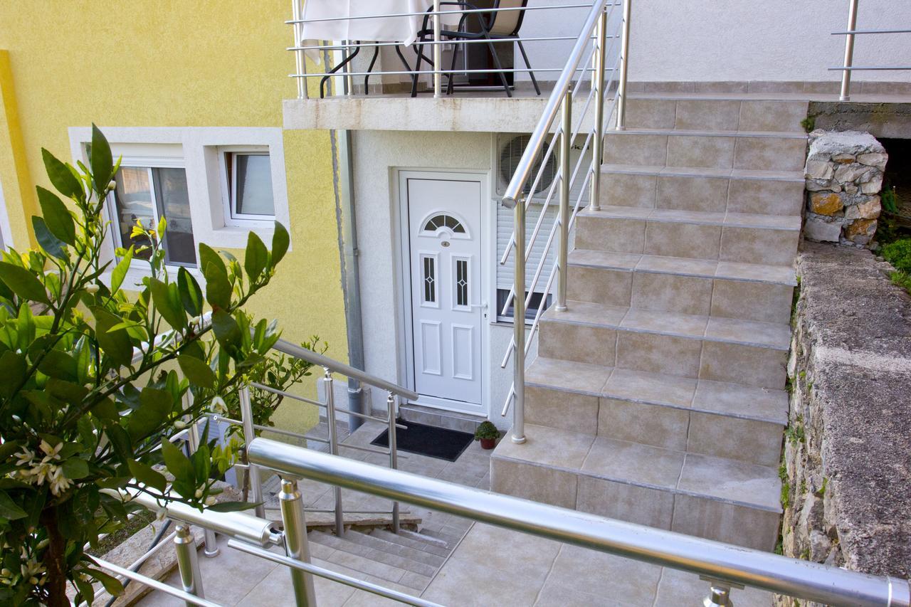 Apartments Gran Sasso Ulcinj Exterior photo