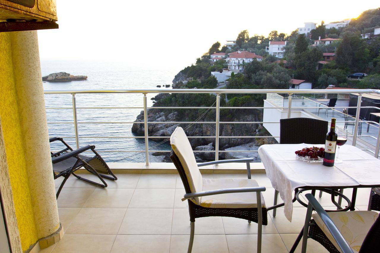 Apartments Gran Sasso Ulcinj Exterior photo